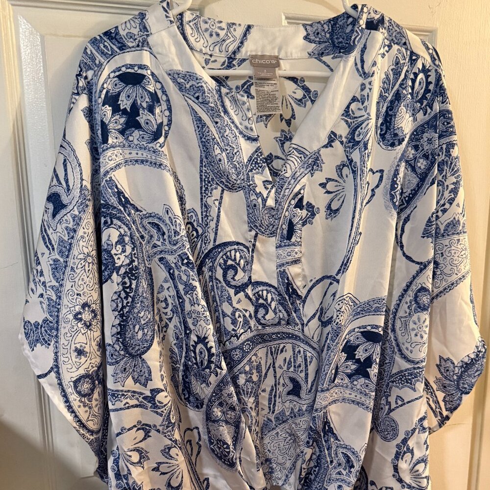 Chico’s Blue & White Paisley Tie-Front Blouse – Size 3 (XL/16)
